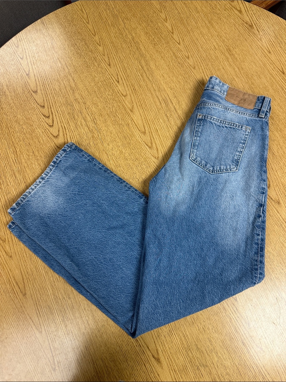 H&M Women's Baggy Wide, Loose Fit, Mid Rise Jeans